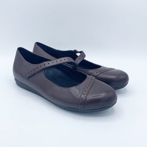 Abeo 24/7 Fern Mary Jane Comfort Flat Loafer Brown Leather Orthotics Core